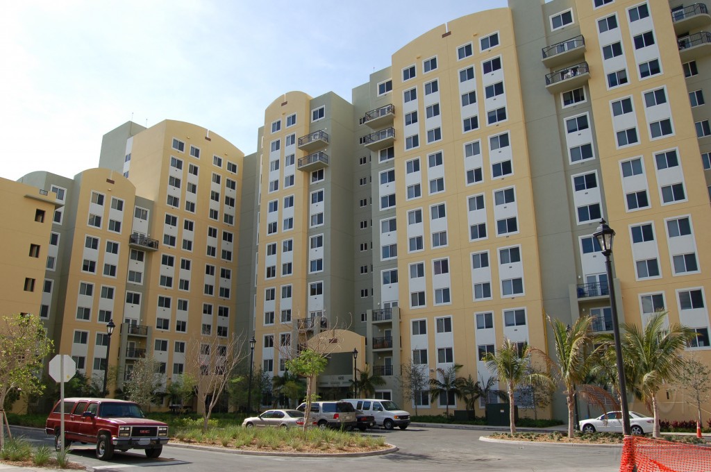Tuscan-Place-Hi-Rise-Condo-First-Florida-SW-2-1024x680